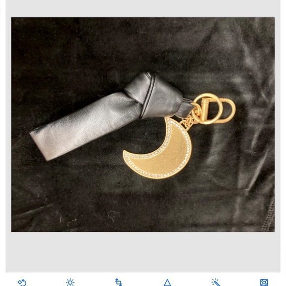 Tory Burch authentic luxury timeless  RARE iconic leather bow key fob - Picture 1 of 5